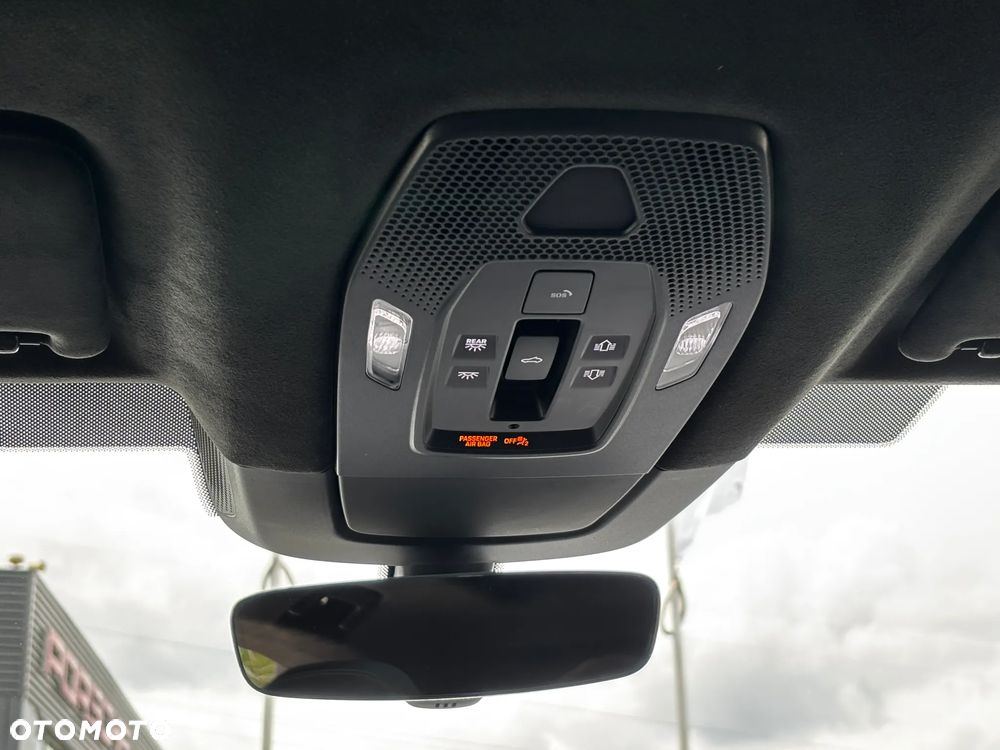 Porsche Macan Turbo 100kWh - 31