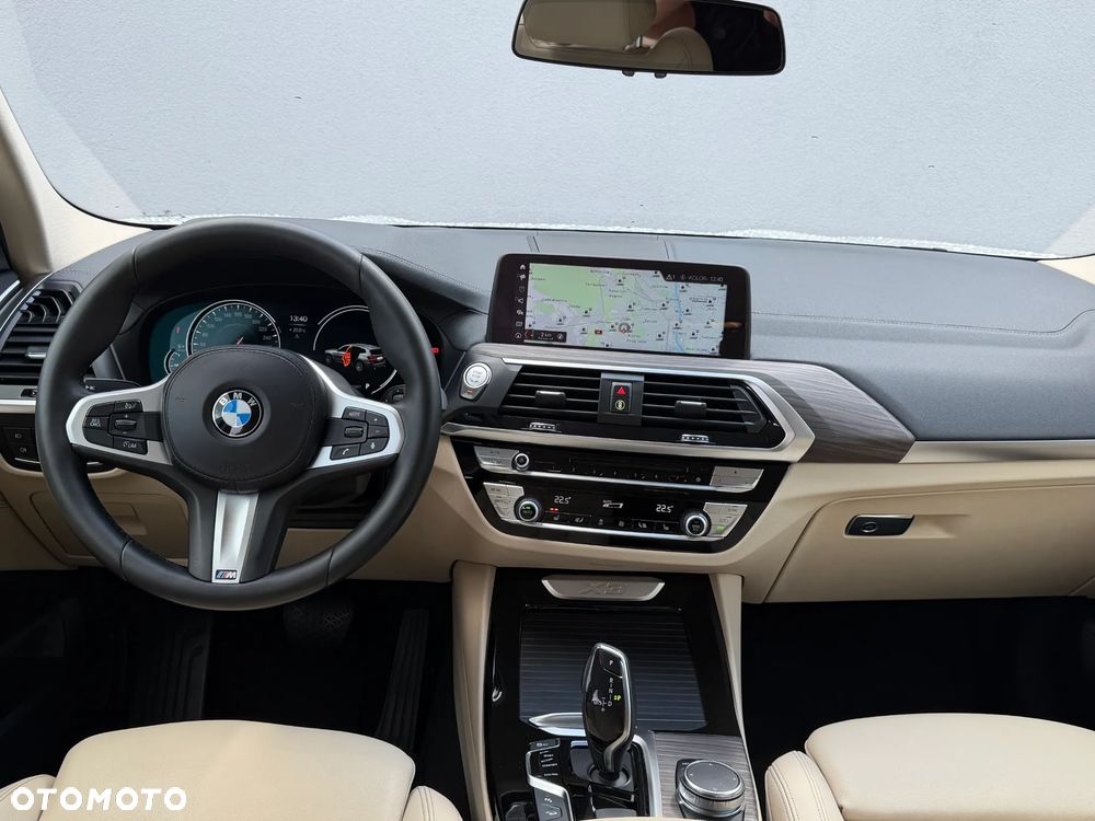 BMW X3 xDrive20d Luxury Line - 14