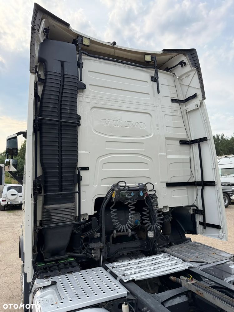 Volvo FH 500 ALUFELGI / HYDRAULIKA HYVA DWUOBWODOWA / TYLKO 577 153 KM PRZEBIEGU / ŁADNE OPONY / KSENONY / LED / BARDZO ŁADNY STAN / 3 SZTUKI !! - 19