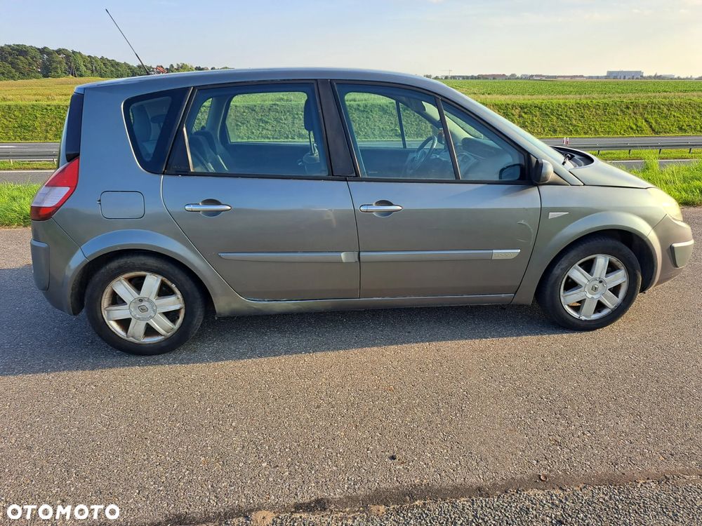 Renault Scenic - 2