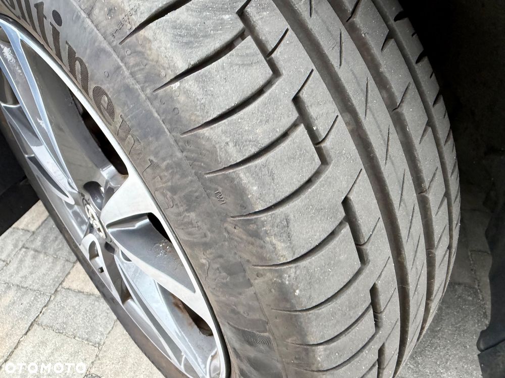 Toyota Avensis 1.8 Sol NAVI - 26