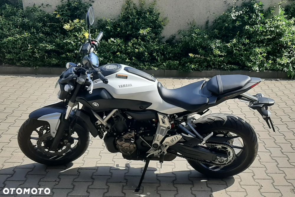Yamaha MT - 4