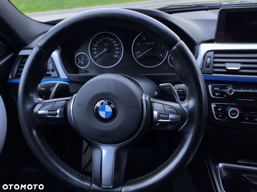 BMW Seria 3 320d xDrive Sport-Aut Sport Line - 20
