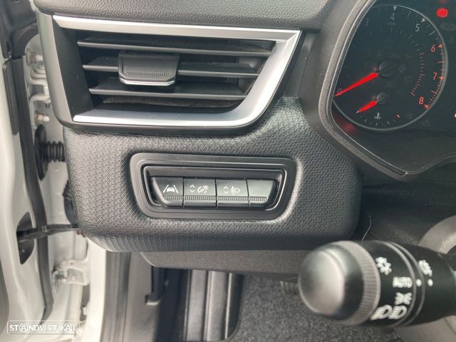 Renault Clio TCe 90 EQUILIBRE - 17
