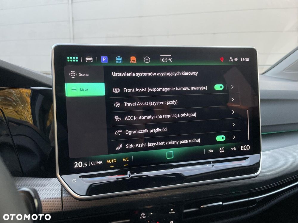 Volkswagen Golf - 23