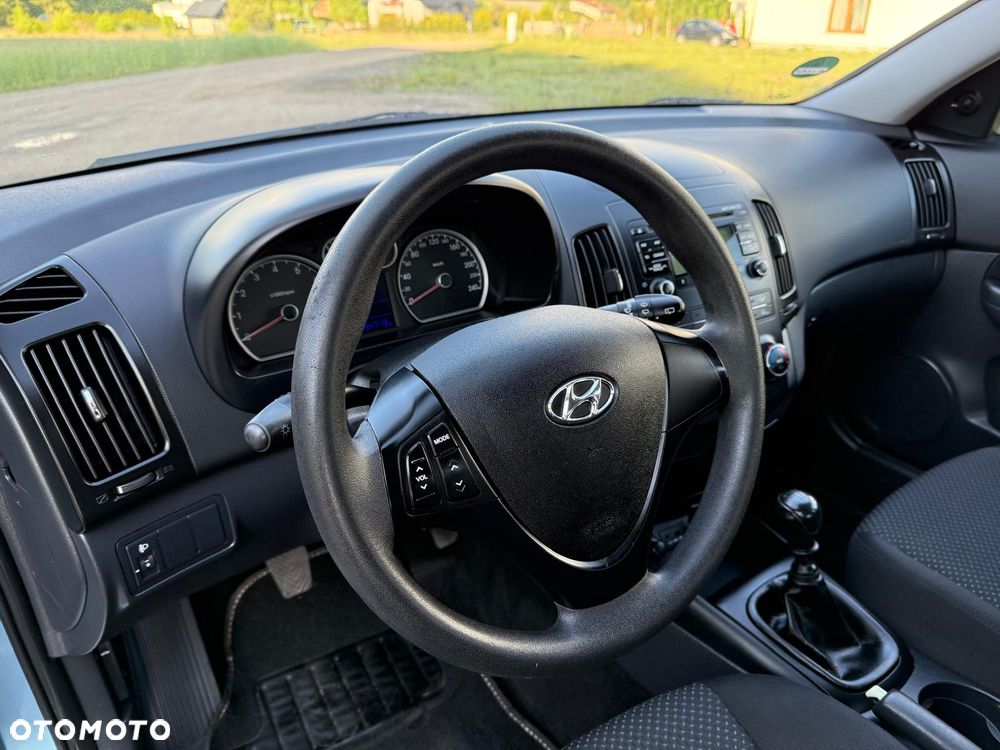 Hyundai i30 1.4 Comfort - 17