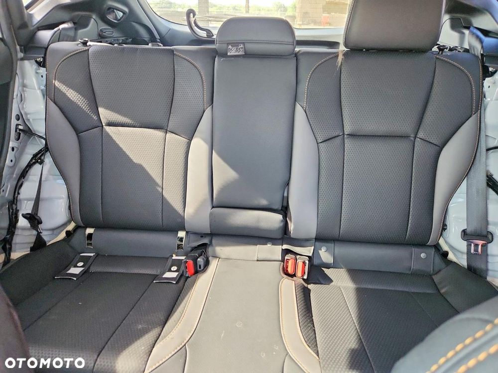 Subaru Crosstrek - 10