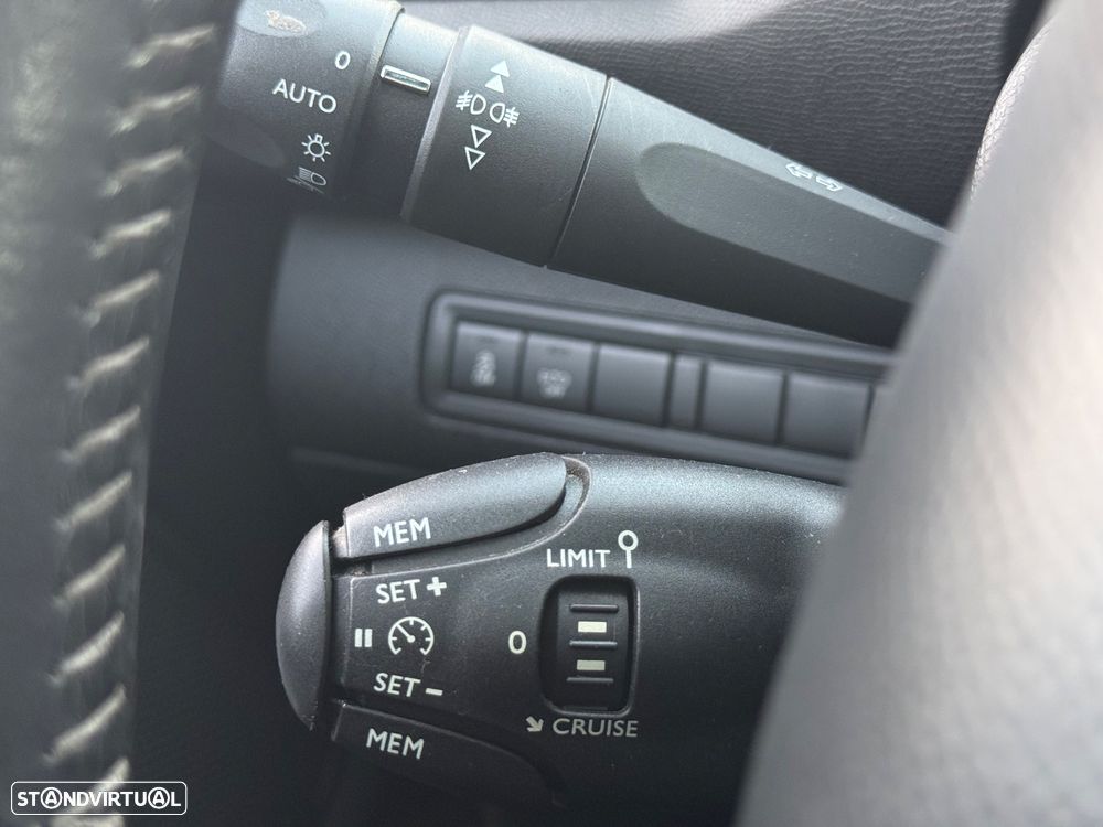 Peugeot 308 BlueHDi FAP 120 Stop & Start Allure - 13