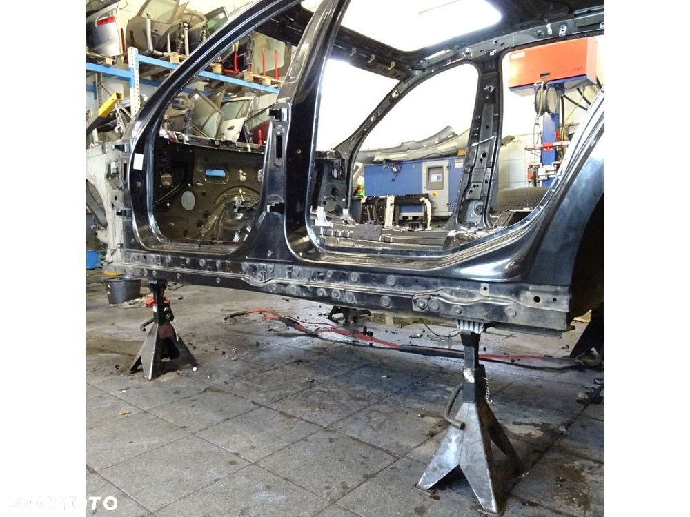 BMW 7 F02 PRÓG LEWY  475/9 - 2