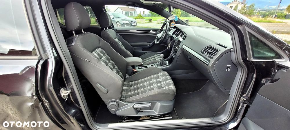 Volkswagen Golf GTD BlueMotion Technology - 21