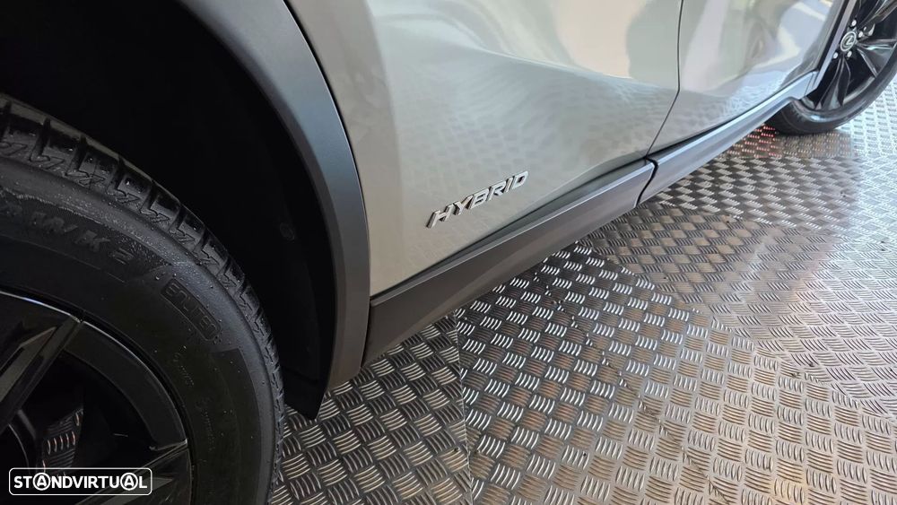 Lexus UX 250h Executive - 36