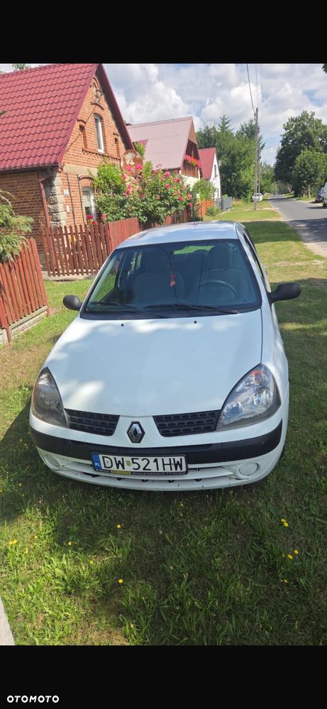 Renault Clio - 1