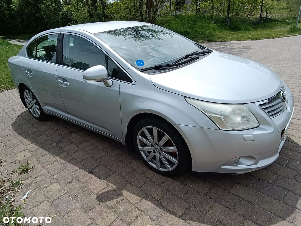 Toyota Avensis 2.2 D-4D Prestige NAVI - 3