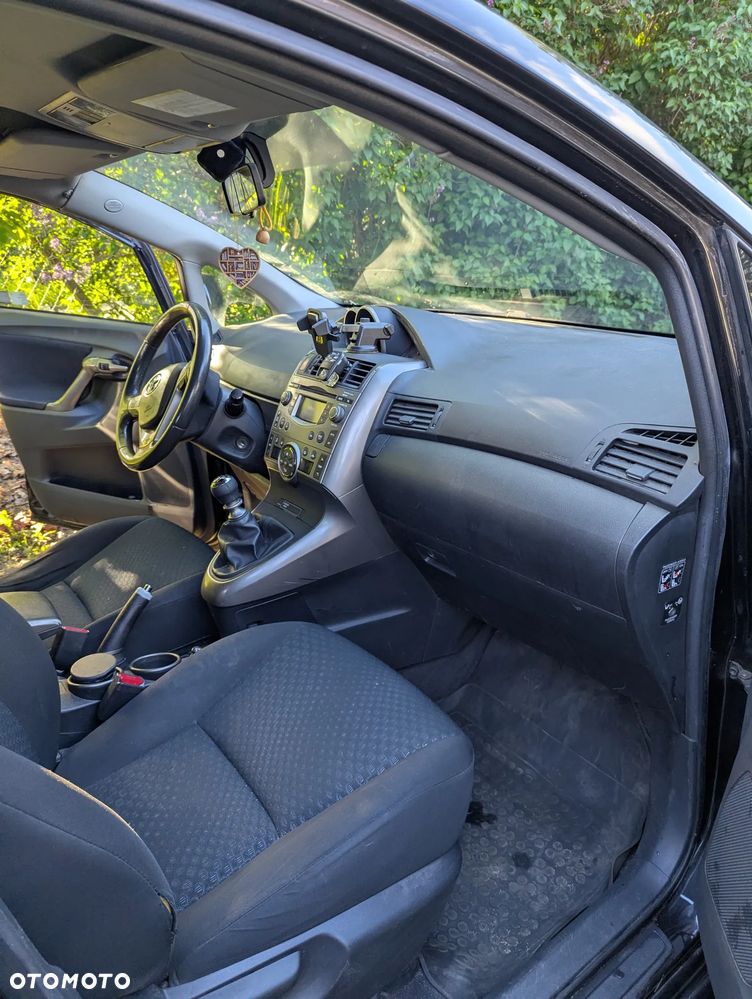 Toyota Verso 1.8 Sol 7os - 8