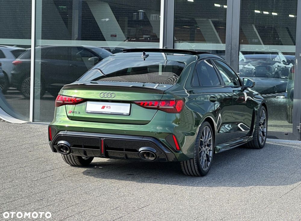Audi RS3 Limousine - 7