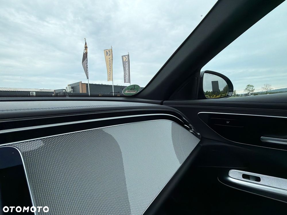 Mercedes-Benz Klasa E 220 d 4Matic 9G-TRONIC Edition AMG Line - 22