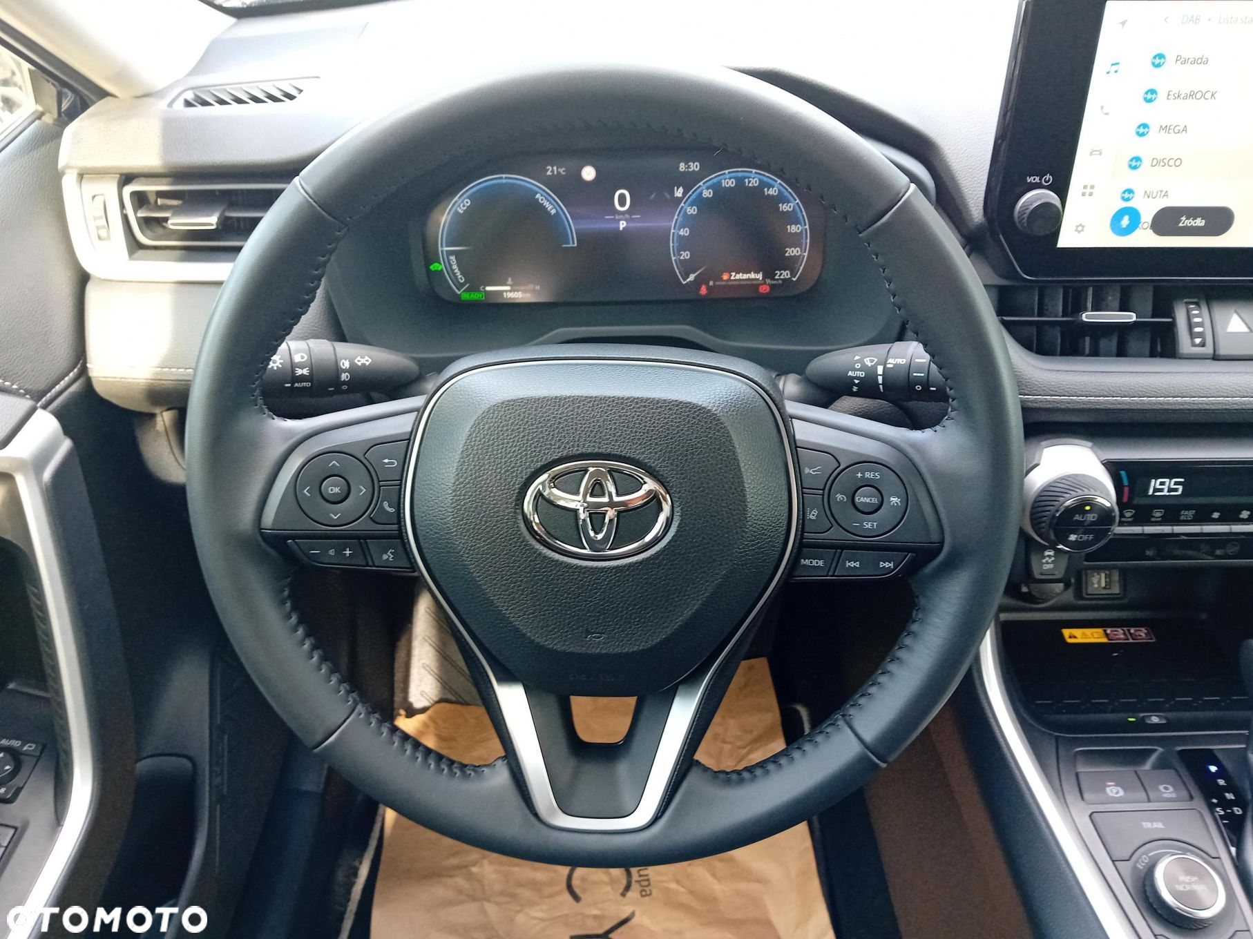 Toyota RAV4 - 11