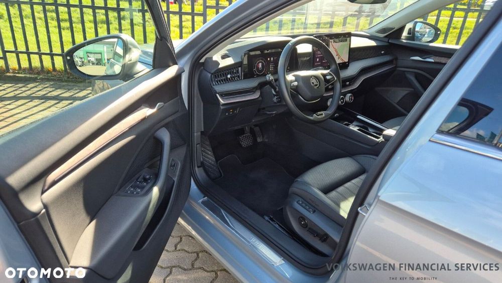 Skoda Superb 2.0 TDI SCR L&K DSG - 6