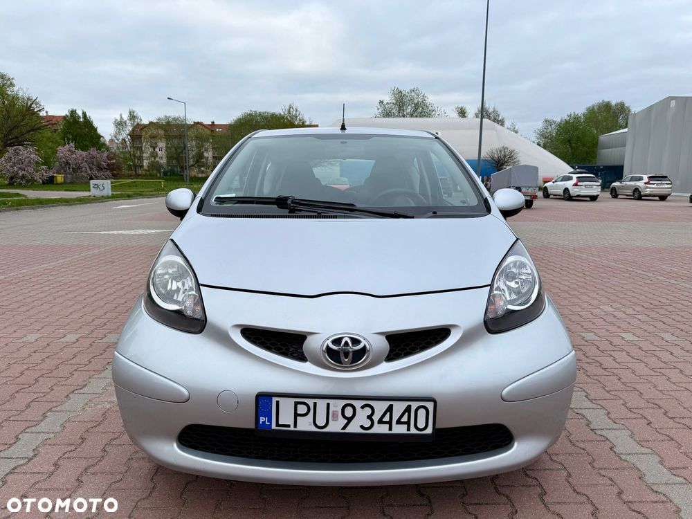 Toyota Aygo 1.0 VVT-i Luna MM A/C - 12