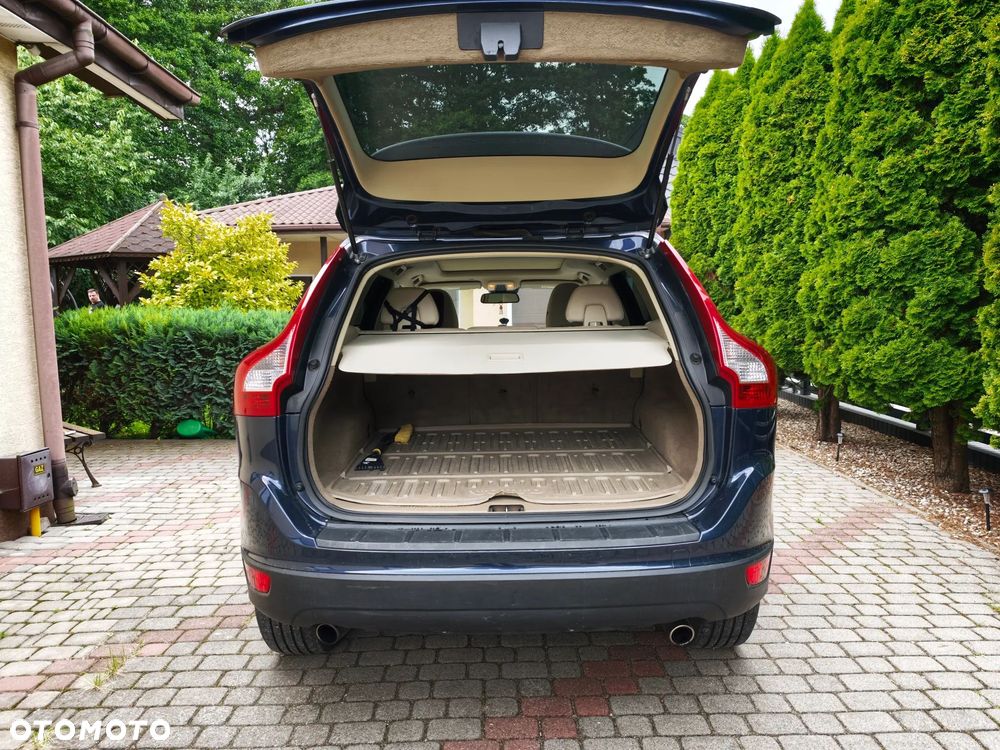 Volvo XC 60 T6 AWD Momentum - 20