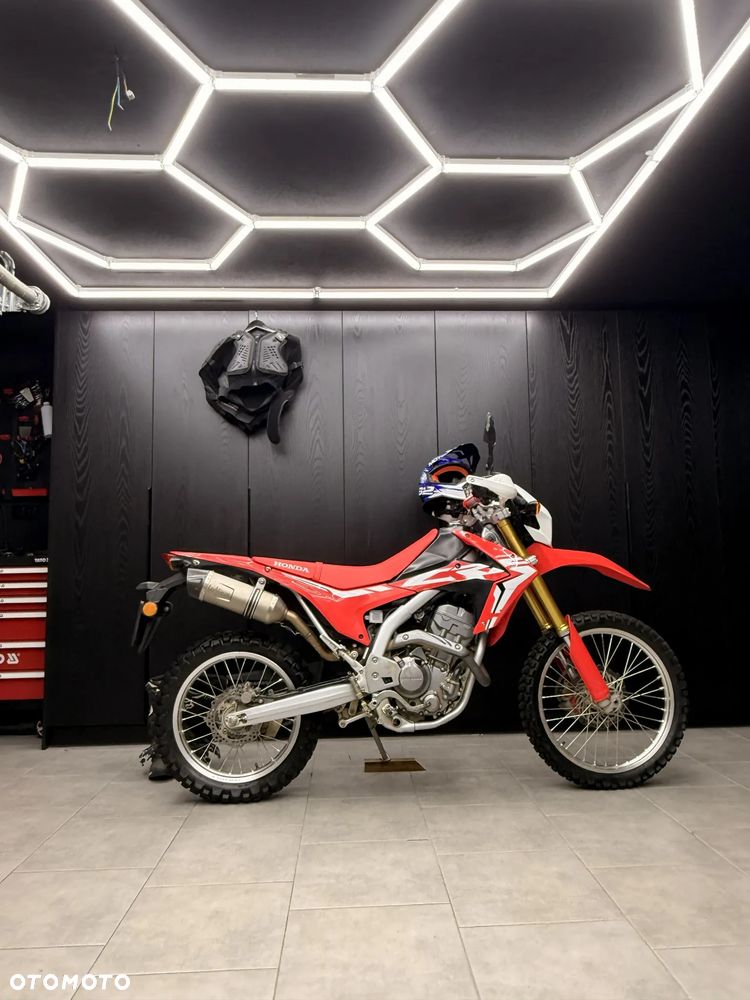 Honda CRF - 7