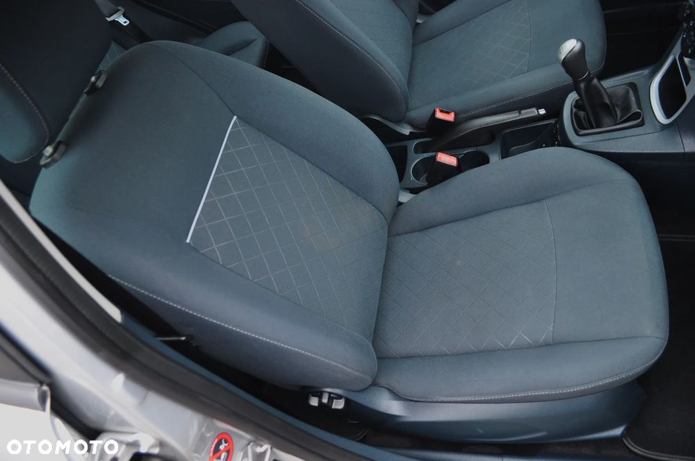 Ford Fiesta 1.25 Ambiente EU5 - 26