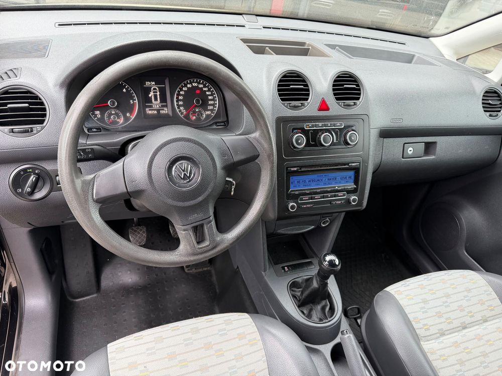 Volkswagen Caddy III - 15