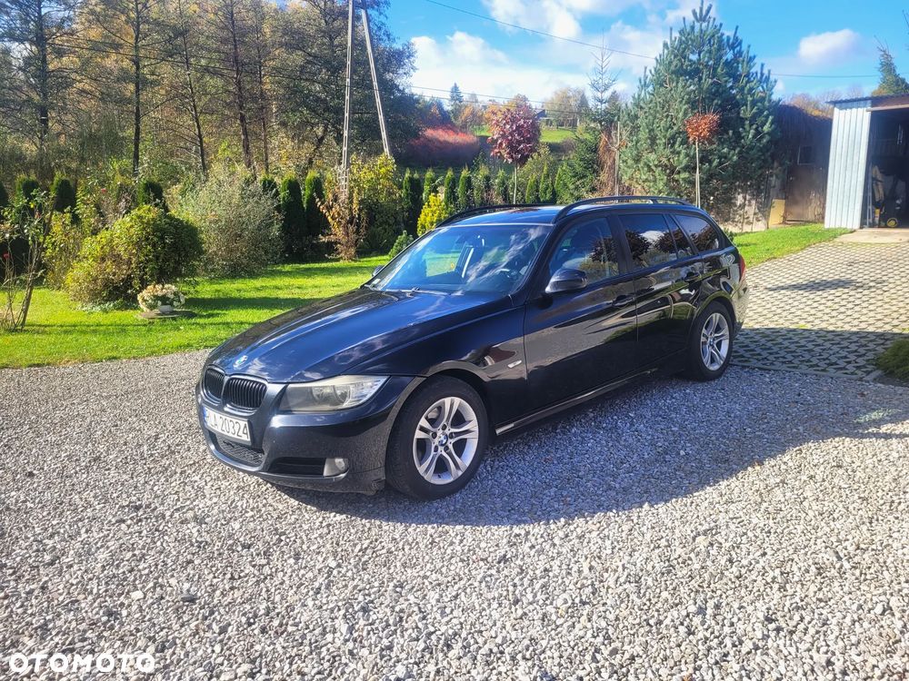 BMW Seria 3 318d - 1