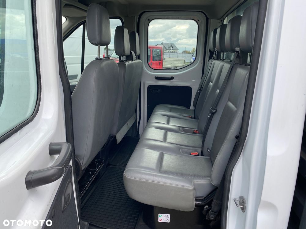 Ford Transit - 13