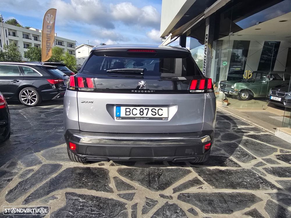 Peugeot 3008 1.2 PureTech Allure EAT8 - 8