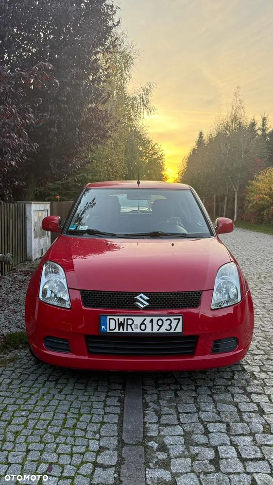 Suzuki Swift 1.3 Classic - 2