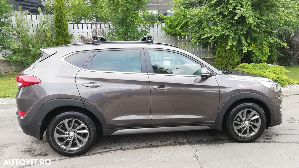 Hyundai Tucson 2.0 CRDI 4WD 6MT Luxury Pack+ - 4
