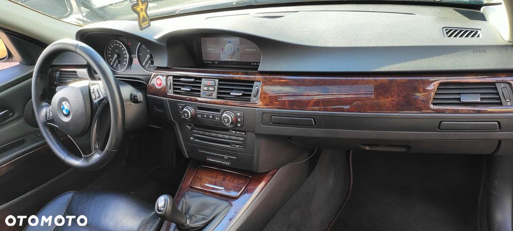 BMW Seria 3 320d - 6