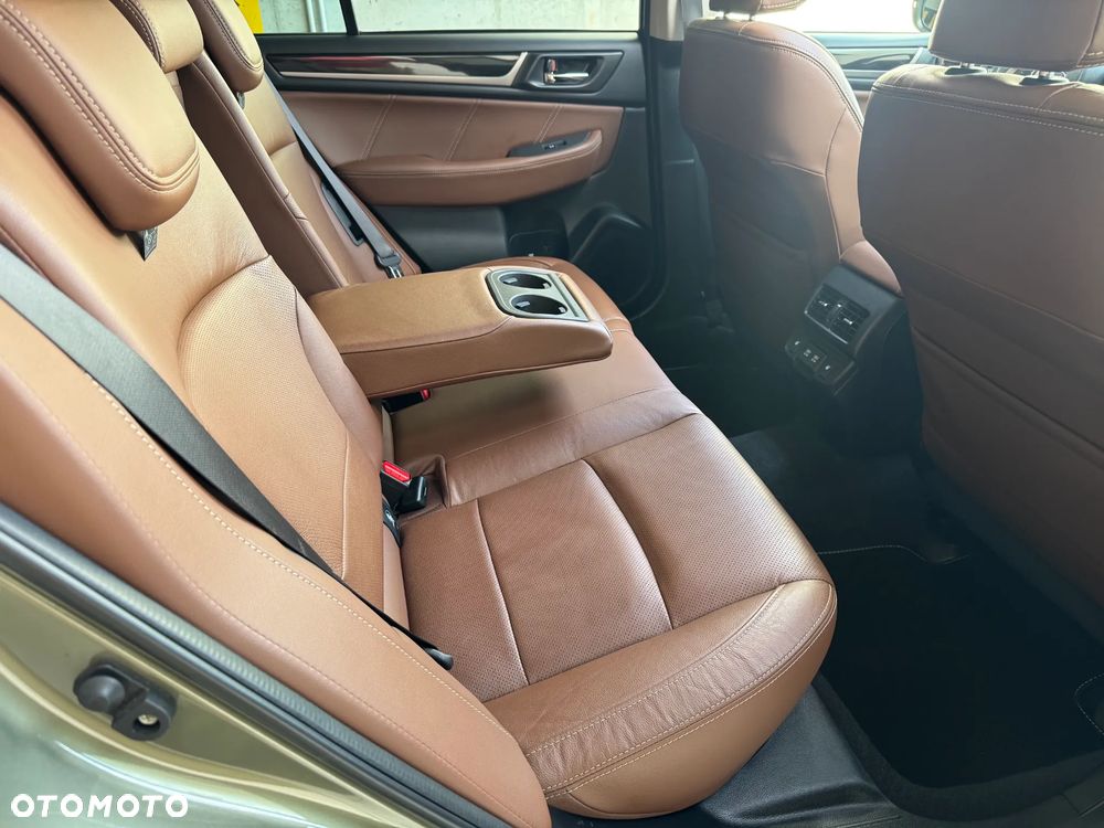 Subaru Outback 2.5i Lineartronic Sport - 18