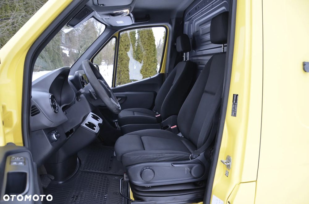 Mercedes-Benz Sprinter - 6