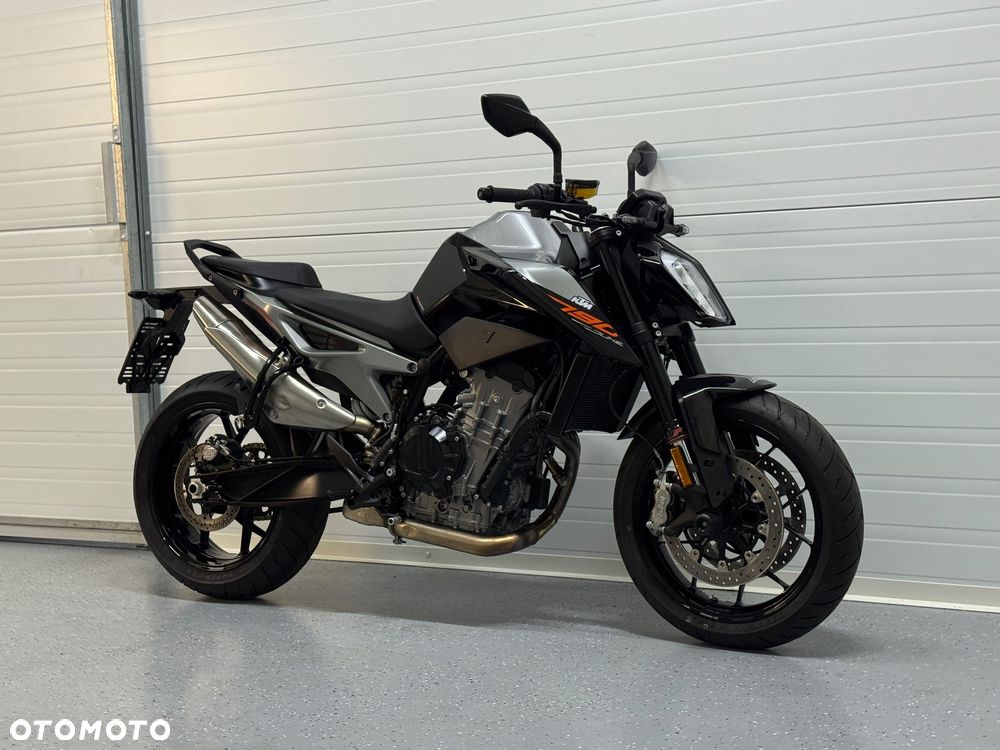 KTM Duke - 1