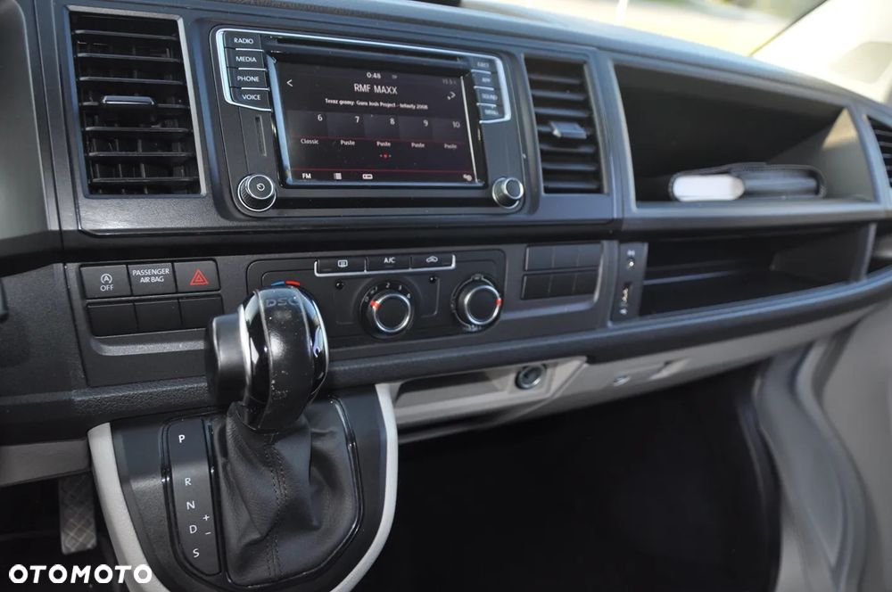 Volkswagen Transporter - 25