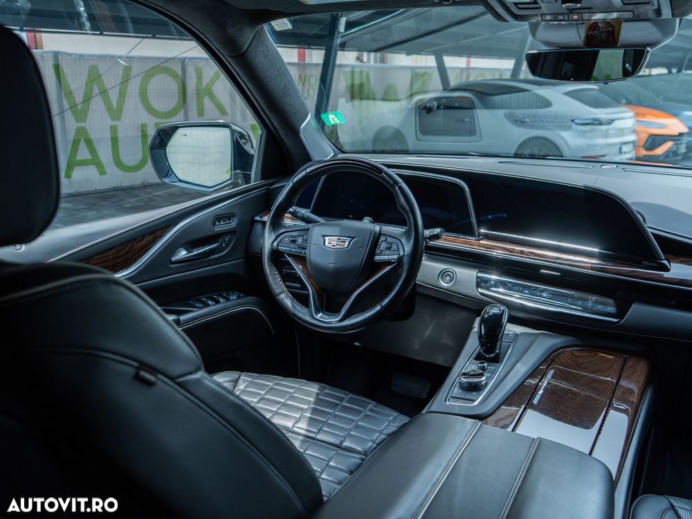 Cadillac Escalade - 27