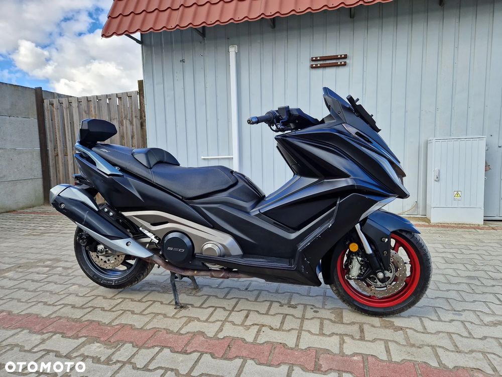 Kymco AK 550 - 4