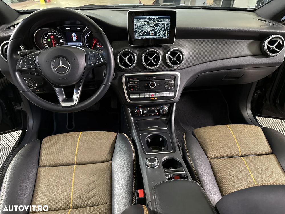 Mercedes-Benz GLA 250 4MATIC Aut. - 10