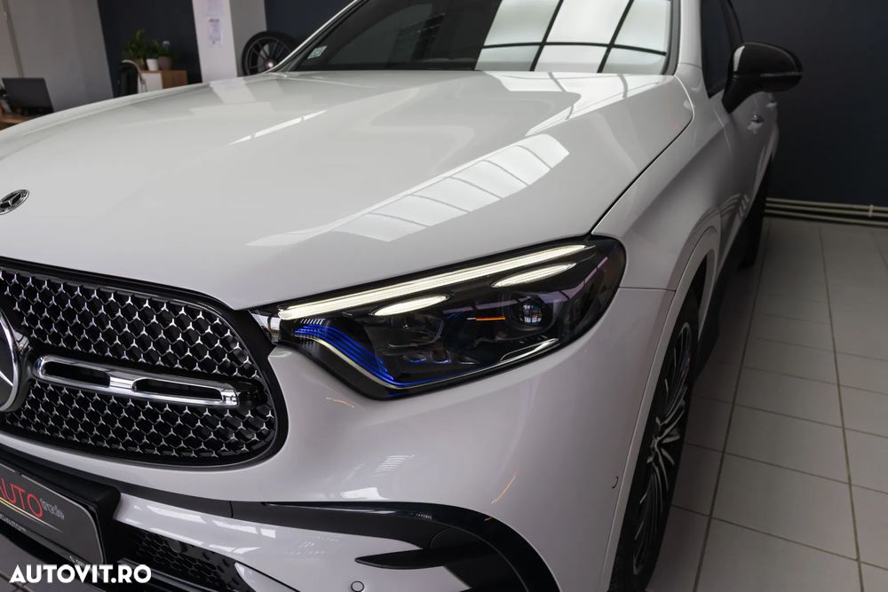 Mercedes-Benz GLC Coupe 200 4Matic 9G-TRONIC AMG Line Advanced - 4