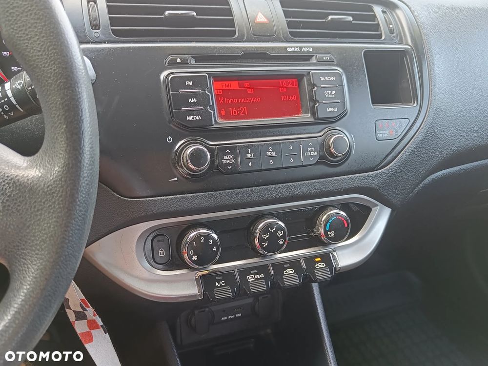 Kia Rio 1.2 M - 16