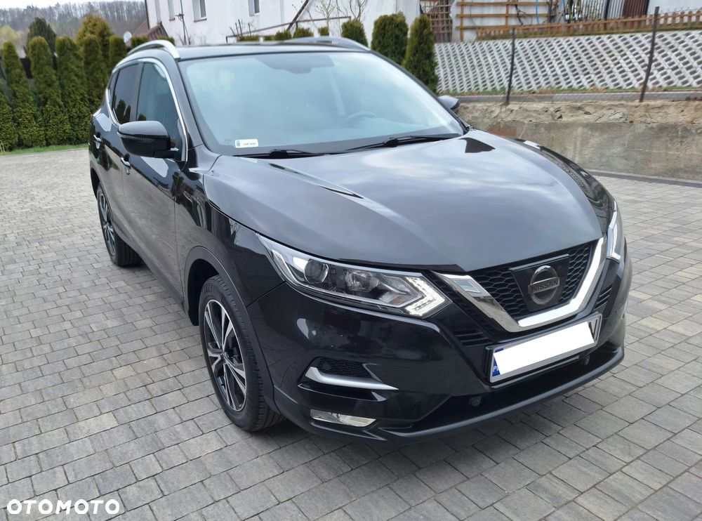 Nissan Qashqai 1.3 DIG-T N-Connecta - 1