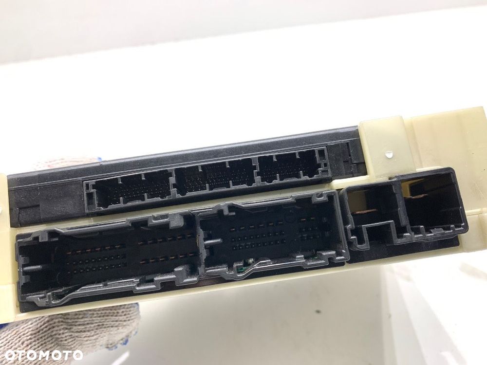 MODUŁ KOMFORTU  TOYOTA COROLLA sedan (_E21_) 2019 - 2022 1.8 VVTi Hybrid (ZWE211, MZEA12) 72 kW [98 - 4