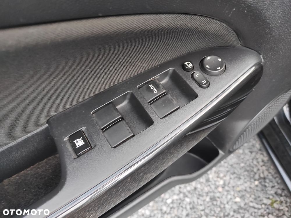 Mazda 2 1.3 MZR Active - 21