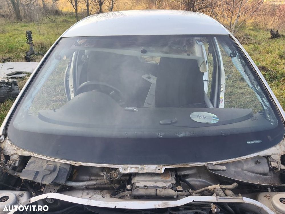 Parbriz fără senzor Volkswagen Passat B6 2005 - 2010 - 1