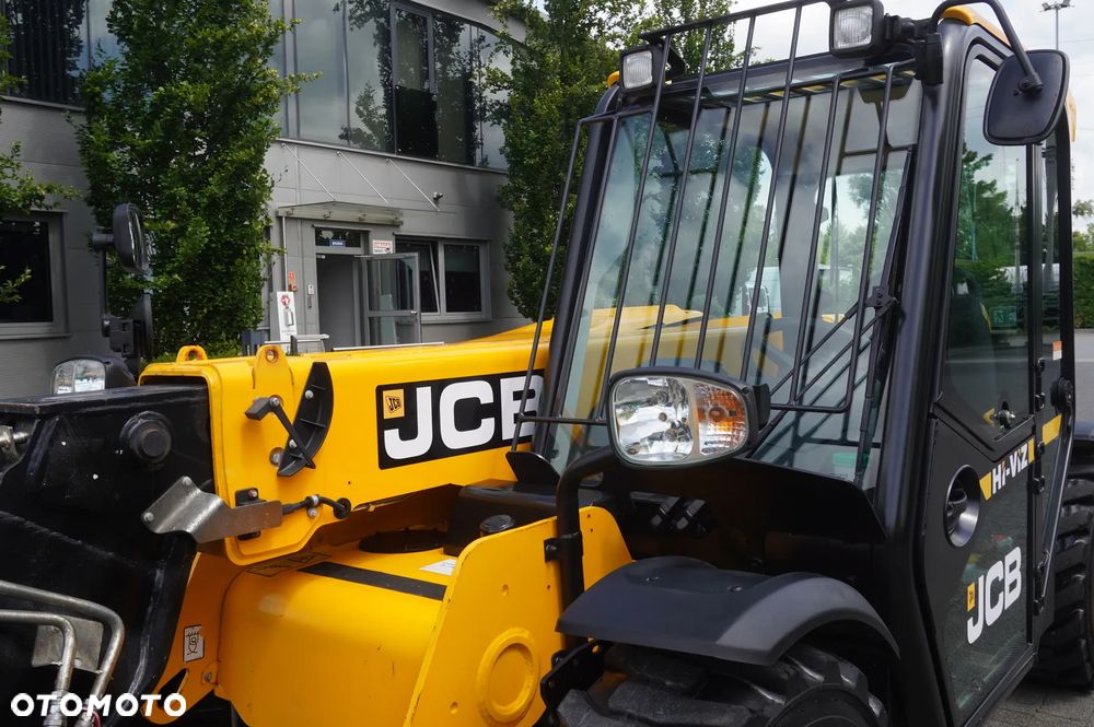 JCB 525-60T5 / 2022 / 860 MTH! / 2,5 t / zasięg 6 m / joystick_233767 - 18
