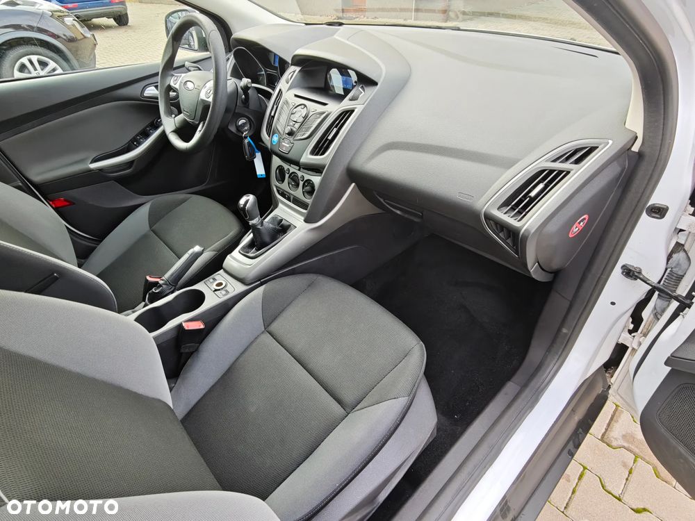 Ford Focus - 19