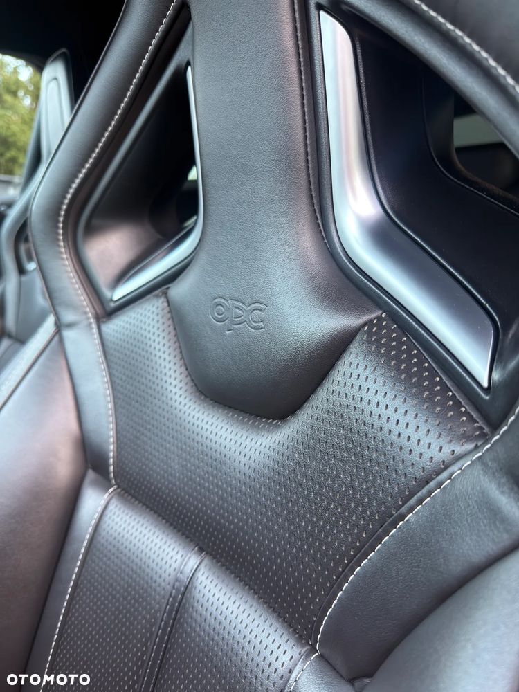 Opel Astra IV GTC OPC - 13