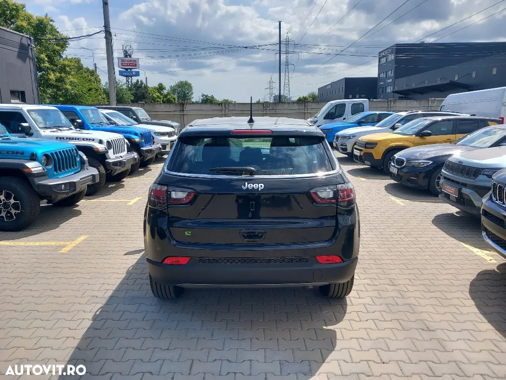 Jeep Compass - 6